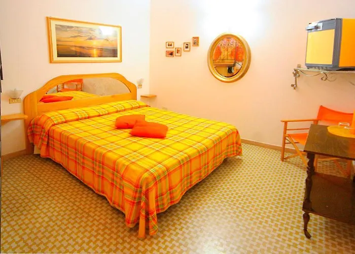 Francamaria Гостевой дом Вернацца